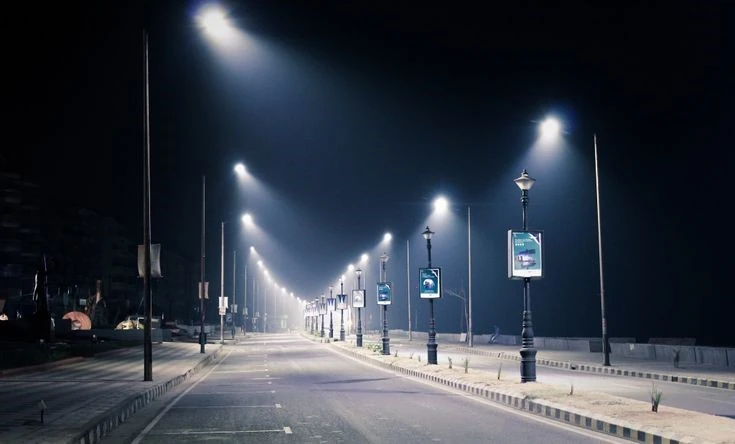 The significance and advantages of solar street lights