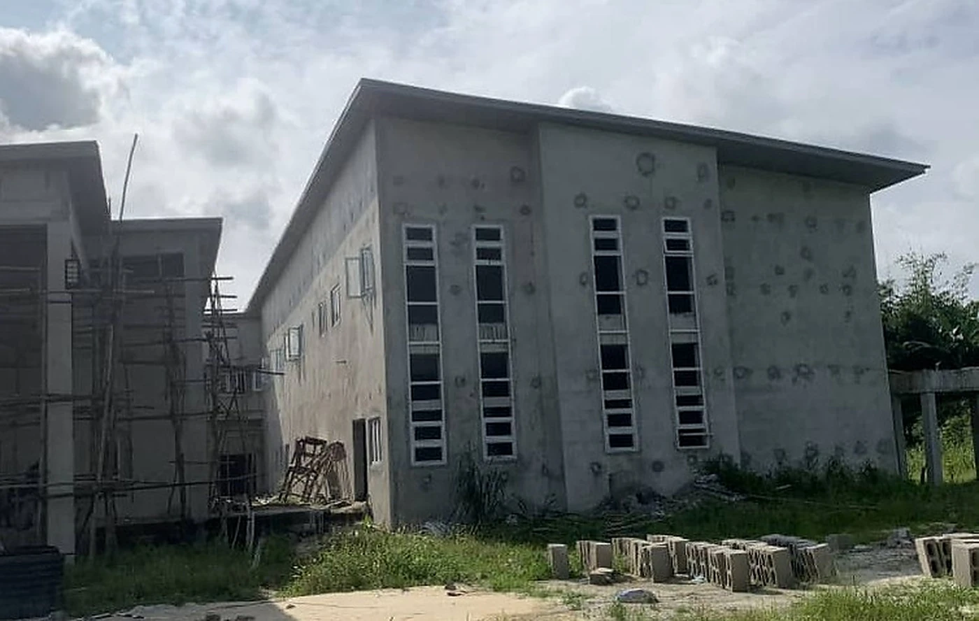 Construction of the Aviation Clinic — Exterior
